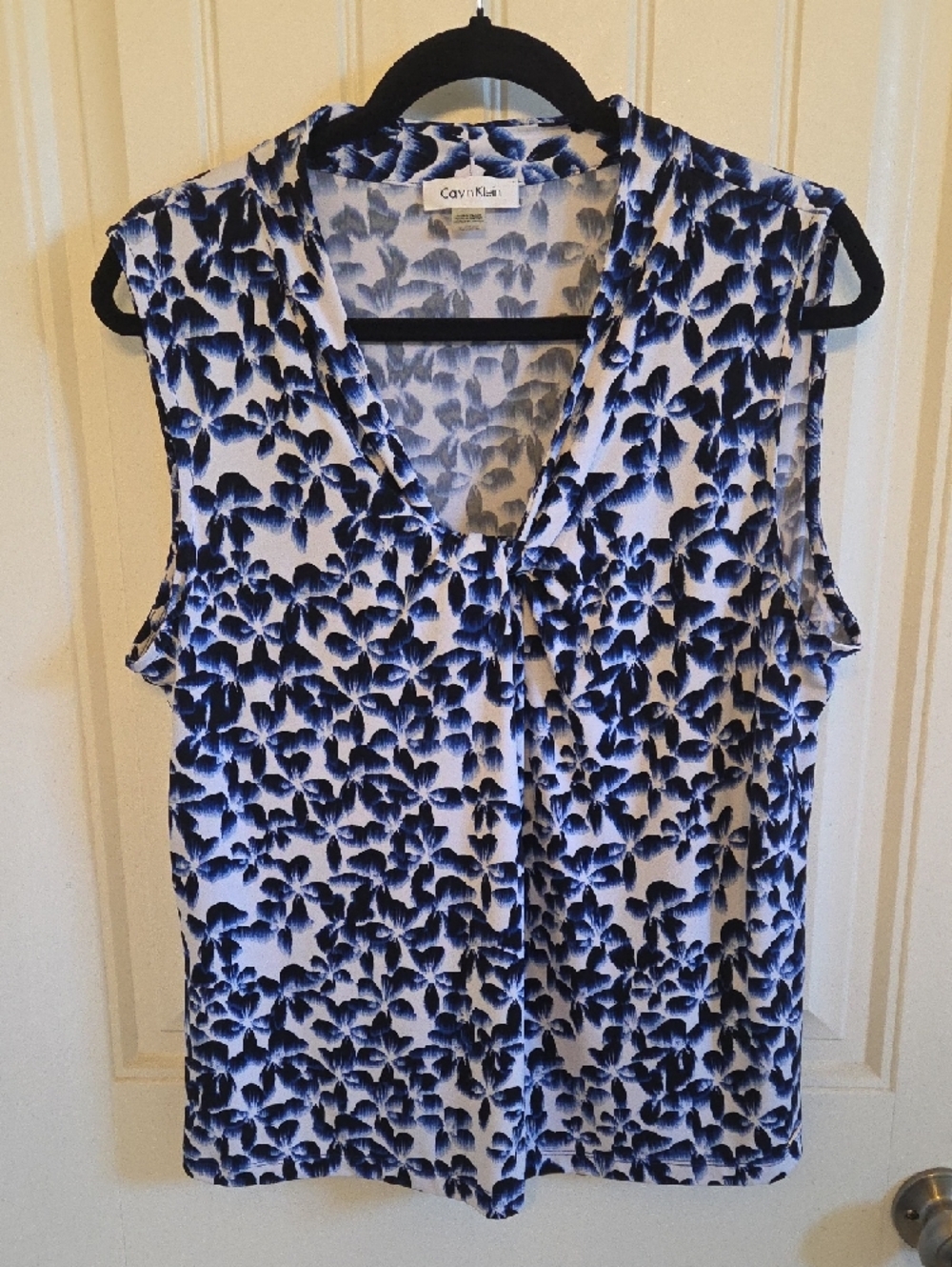 Calvin Klein Blue and White Floral Sleeveless Printed Camisole - Picture 3 of 7